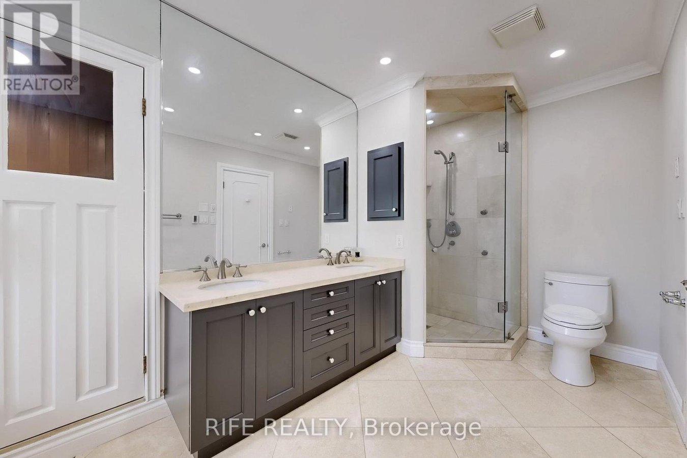 8 ELLIOTWOOD COURT - Photo 22