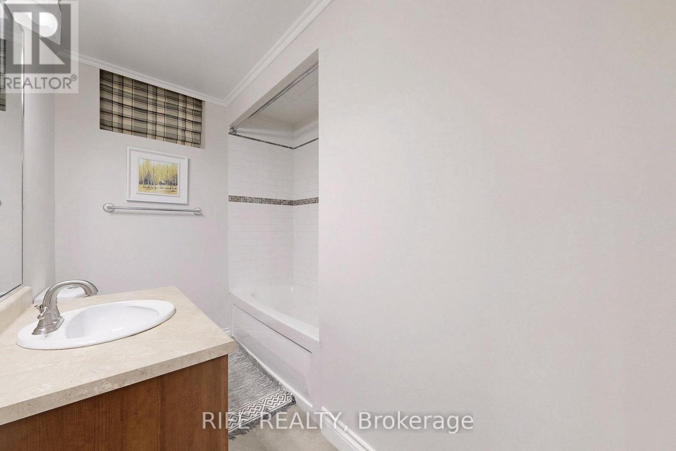 8 ELLIOTWOOD COURT - Photo 46