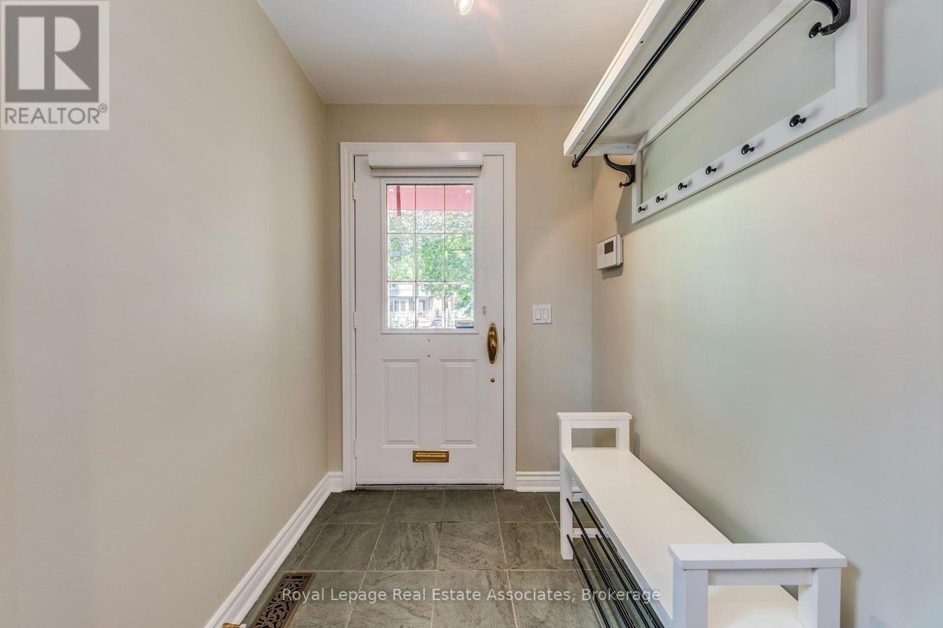123 MELROSE AVENUE - Photo 4