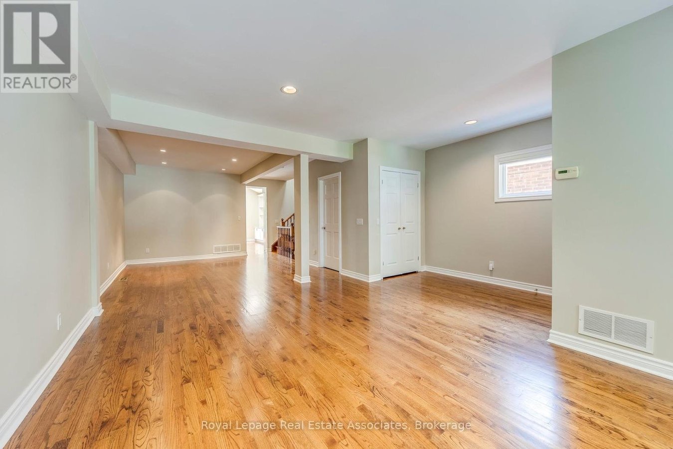 123 MELROSE AVENUE - Photo 7