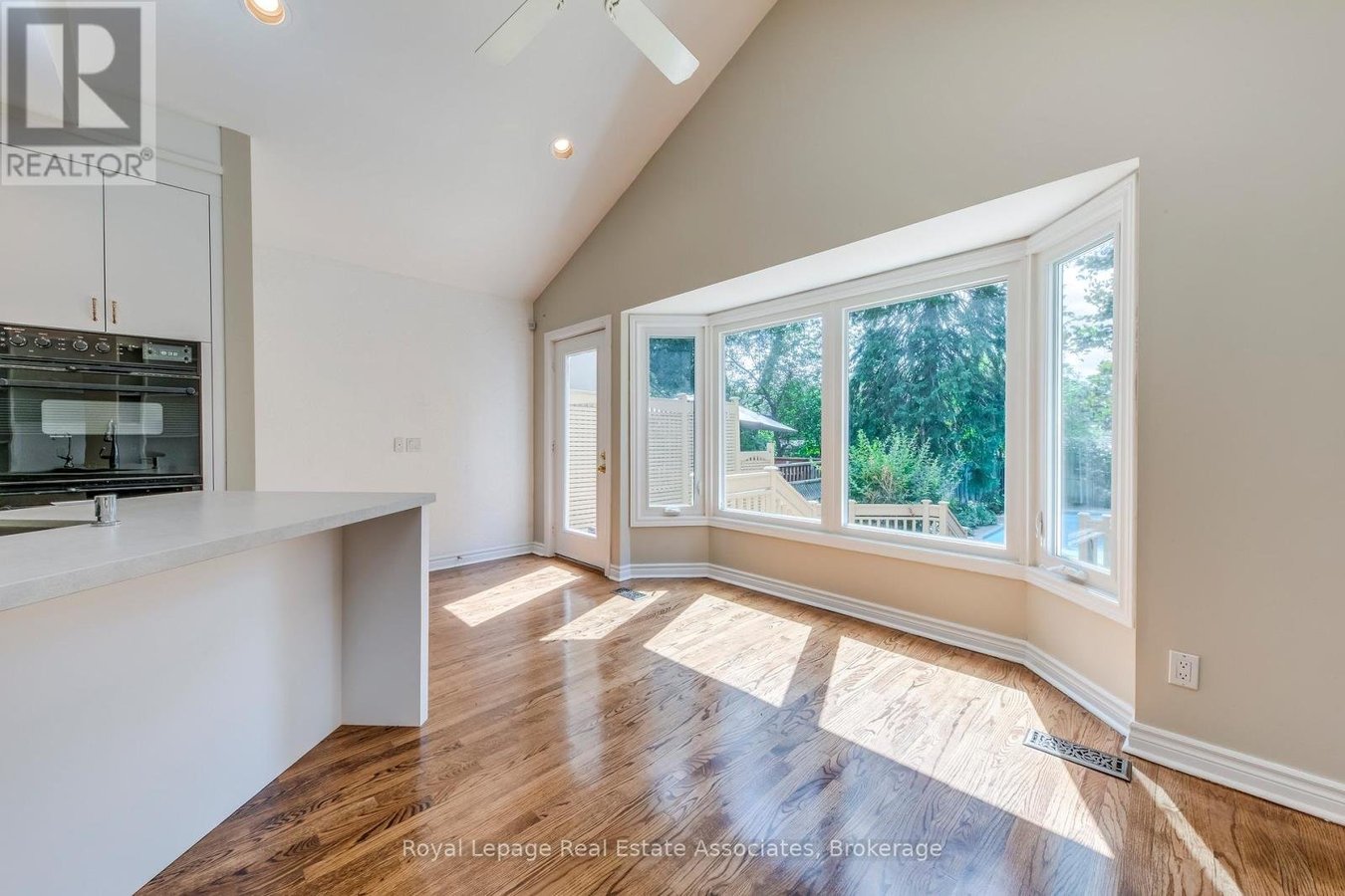 123 MELROSE AVENUE - Photo 20