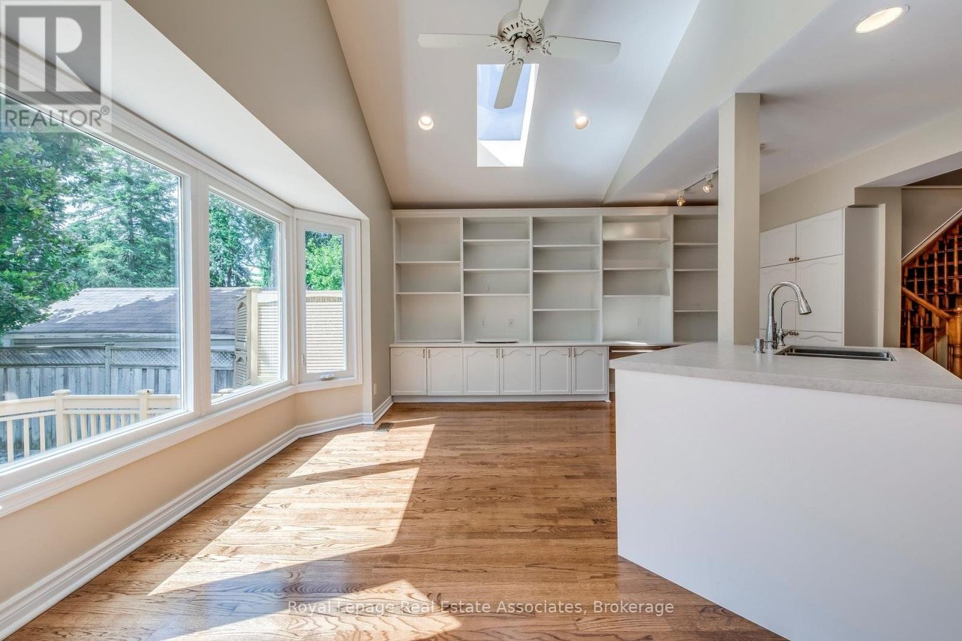 123 MELROSE AVENUE - Photo 22