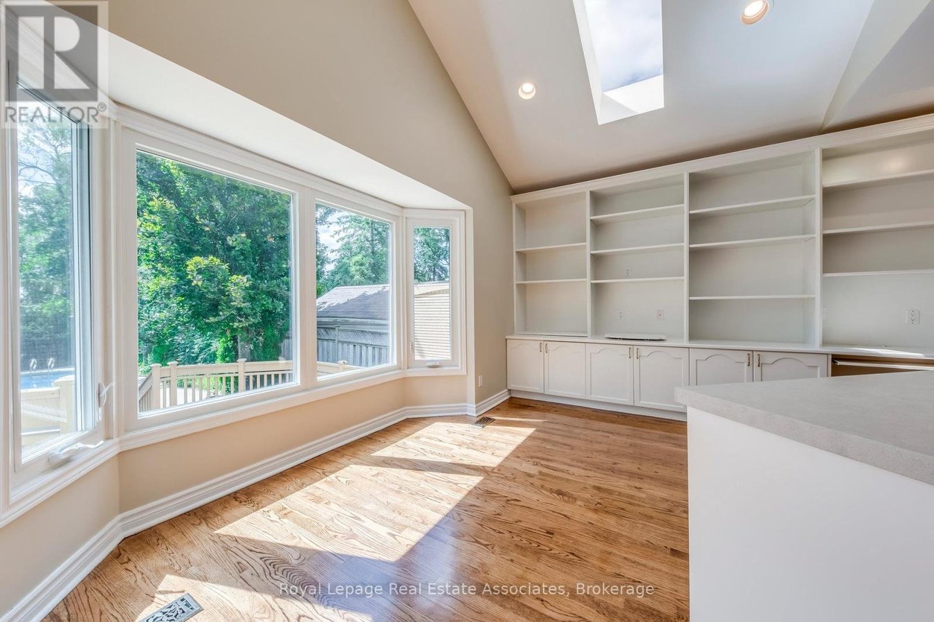 123 MELROSE AVENUE - Photo 23