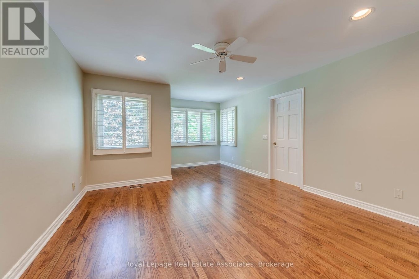 123 MELROSE AVENUE - Photo 27