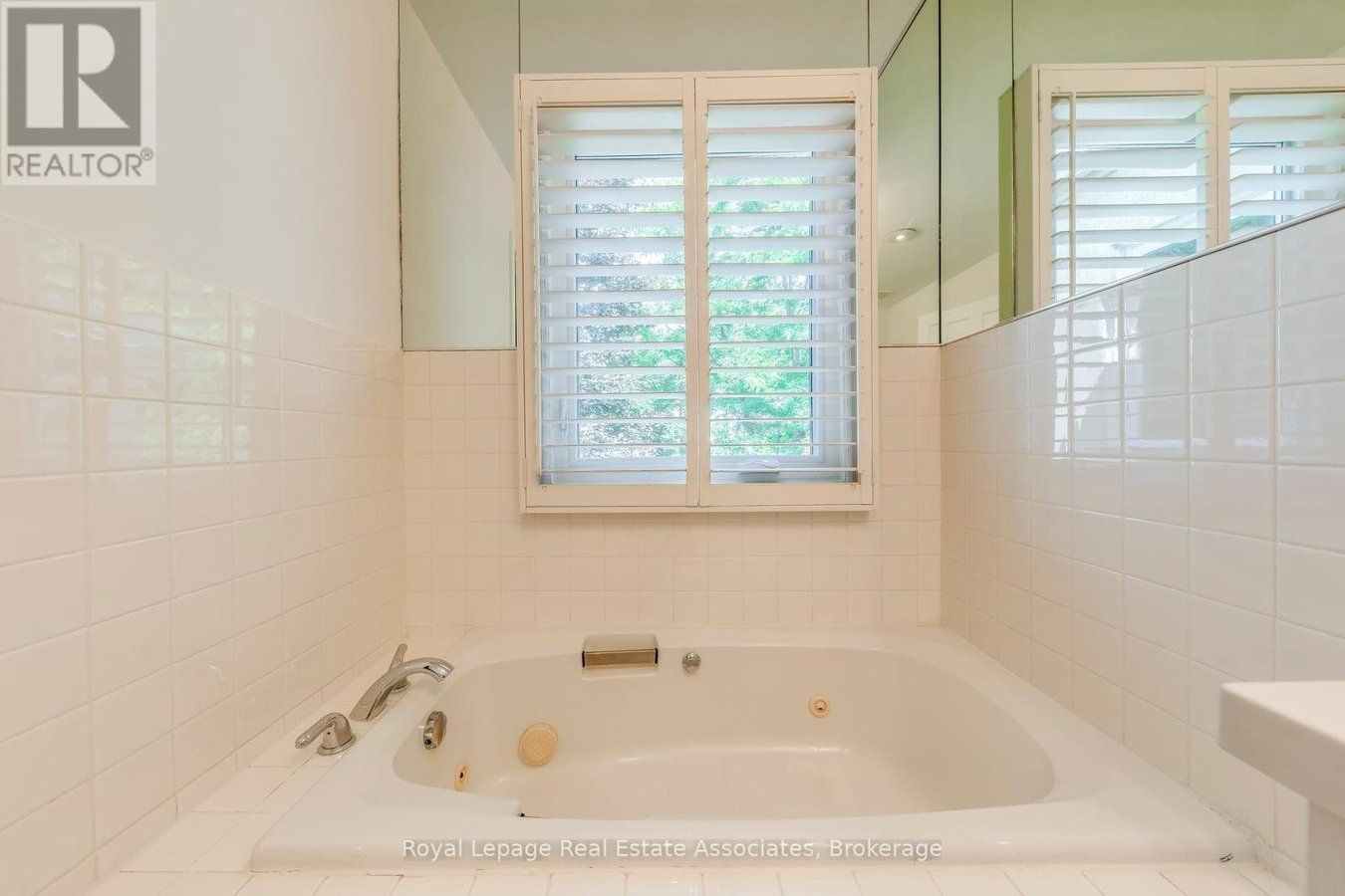 123 MELROSE AVENUE - Photo 34