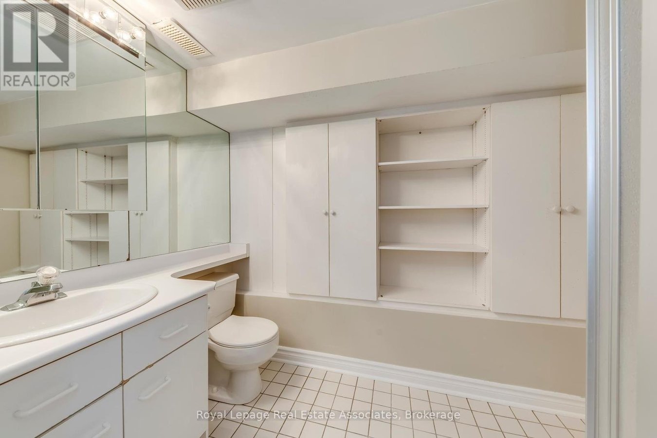 123 MELROSE AVENUE - Photo 43