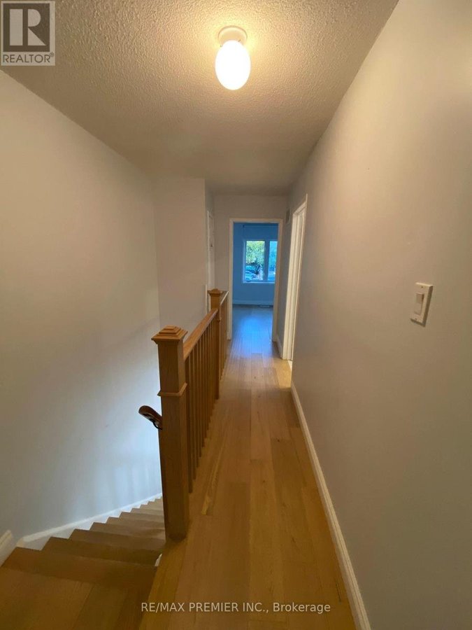 UPPER - 1524 DUPONT STREET - Photo 3