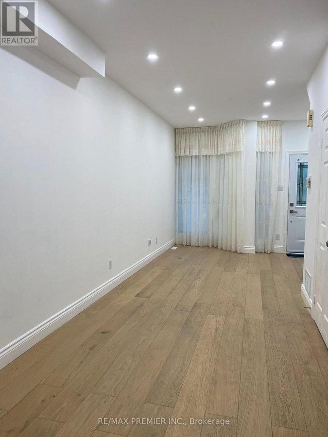 UPPER - 1524 DUPONT STREET - Photo 6
