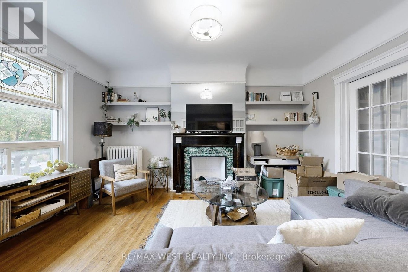 MAIN FLOOR UNIT 2 - 34 BEATRICE STREET - Photo 10