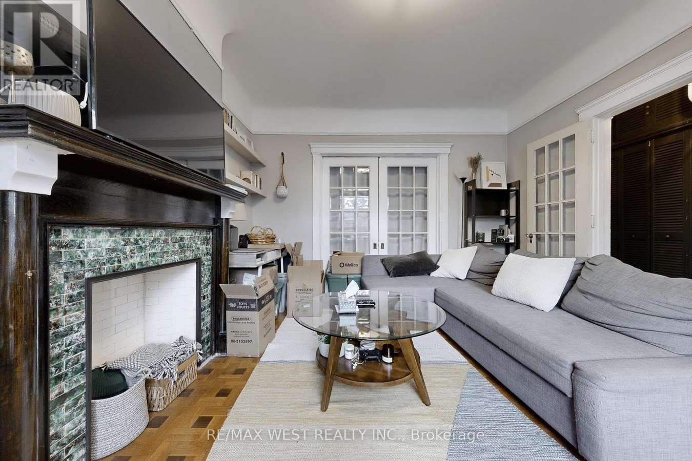 MAIN FLOOR UNIT 2 - 34 BEATRICE STREET - Photo 12