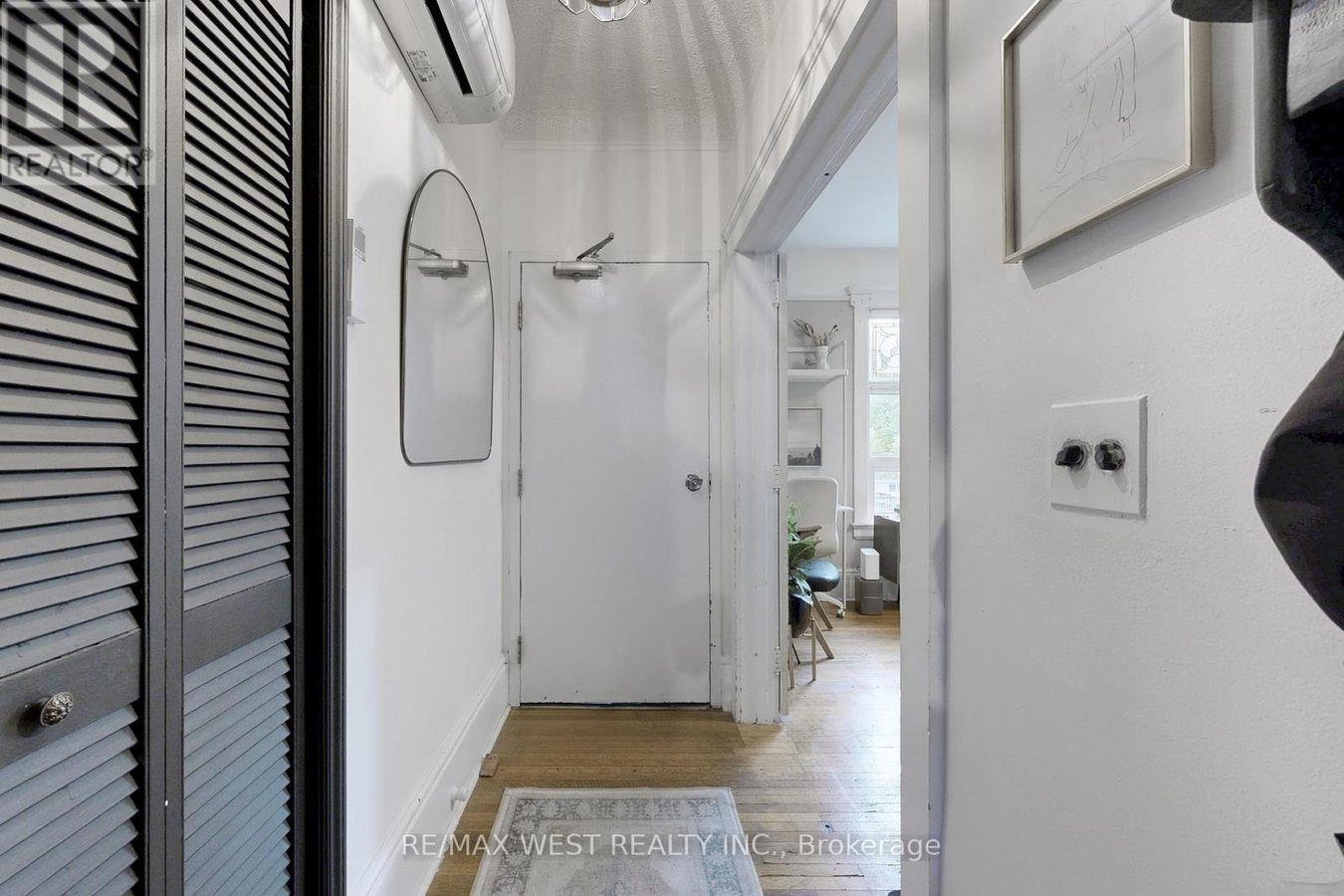 MAIN FLOOR UNIT 2 - 34 BEATRICE STREET - Photo 20
