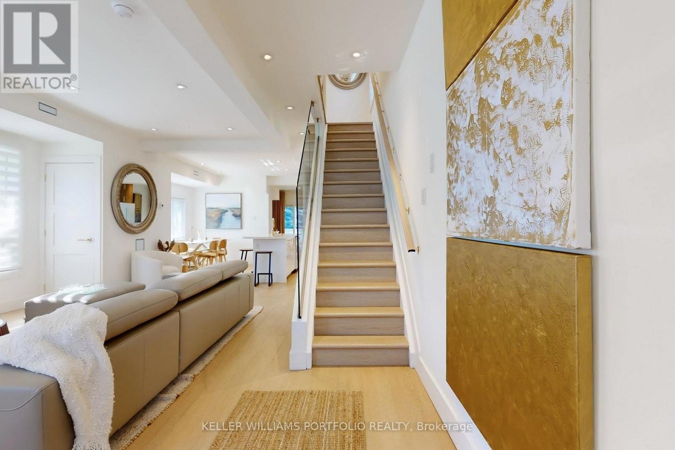 22 PITT AVENUE - Photo 11