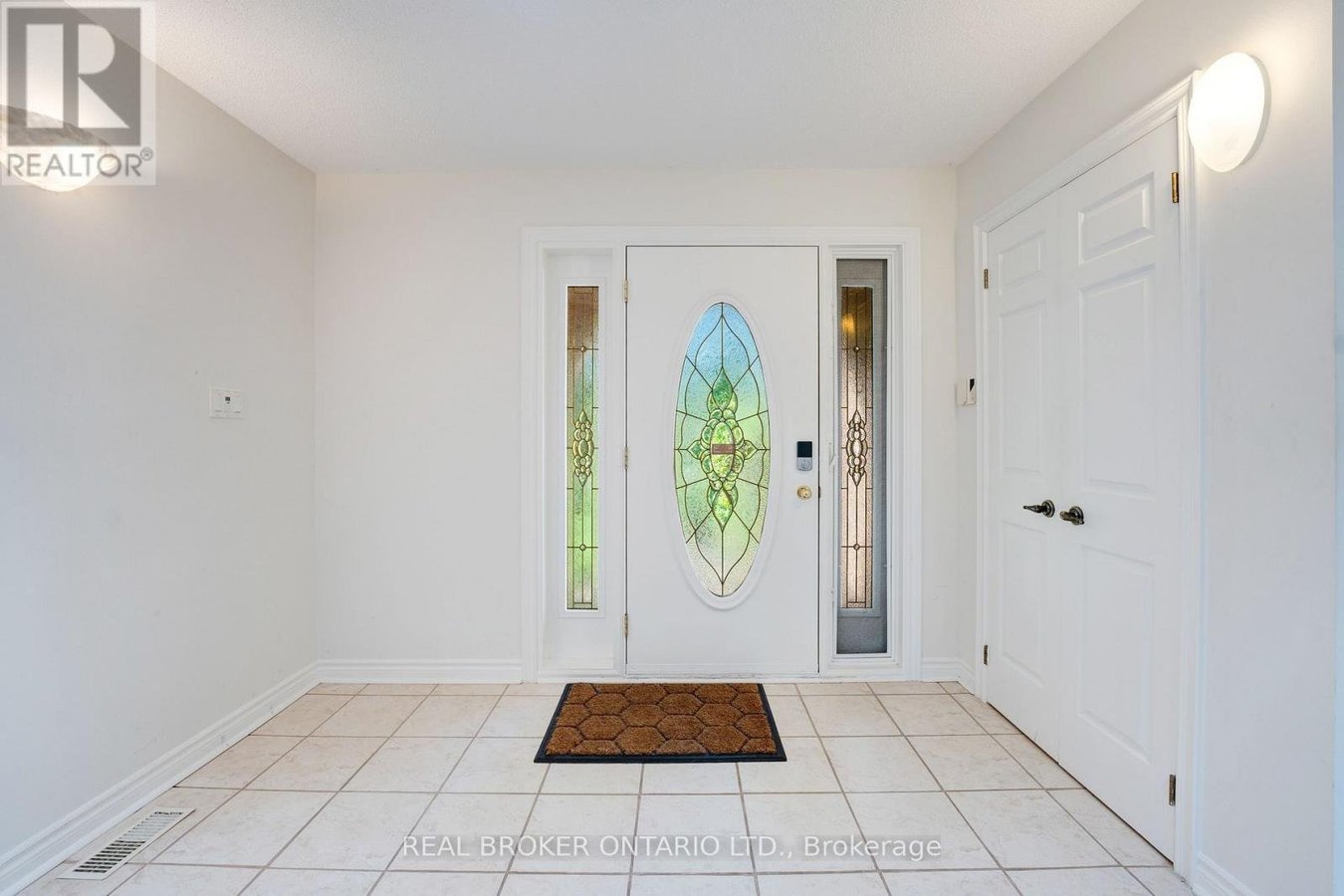 87A HILL CRESCENT - Photo 3