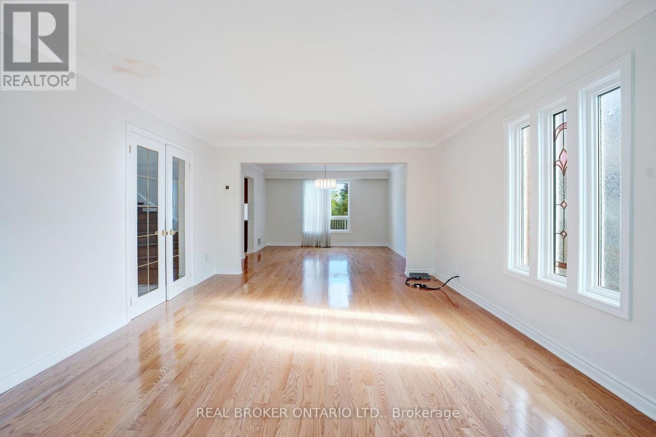 87A HILL CRESCENT - Photo 6
