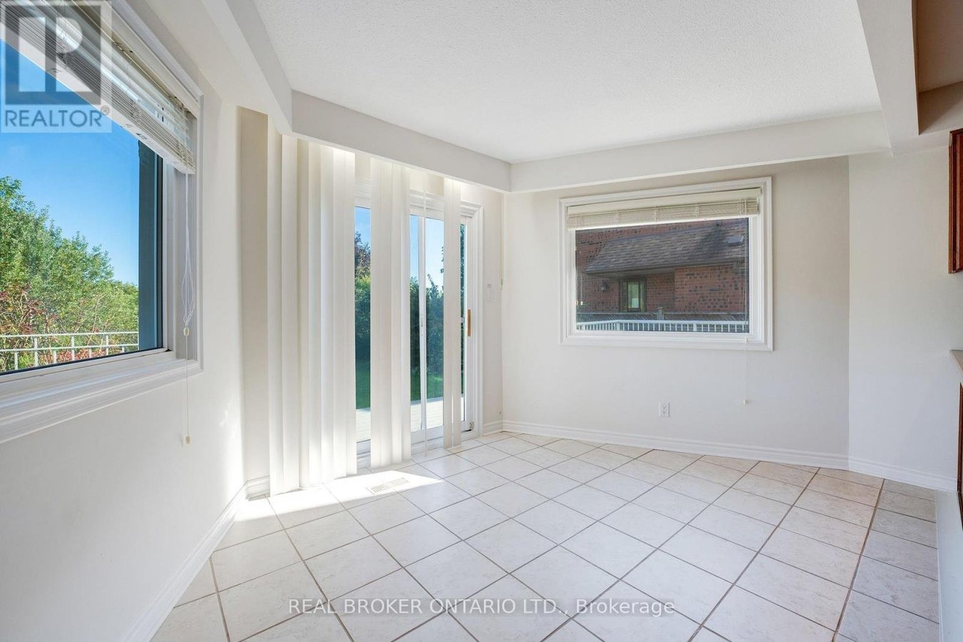87A HILL CRESCENT - Photo 11