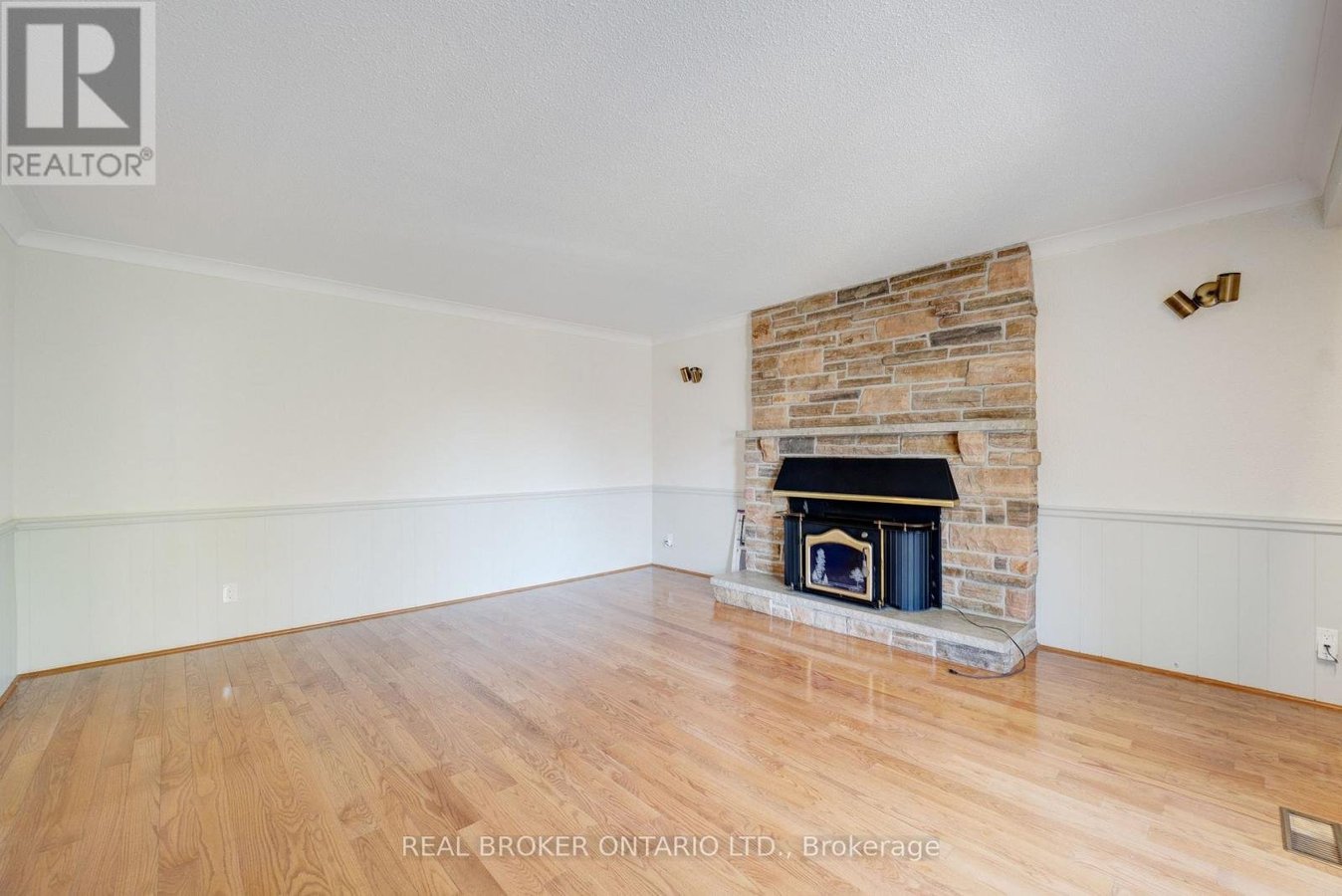87A HILL CRESCENT - Photo 19