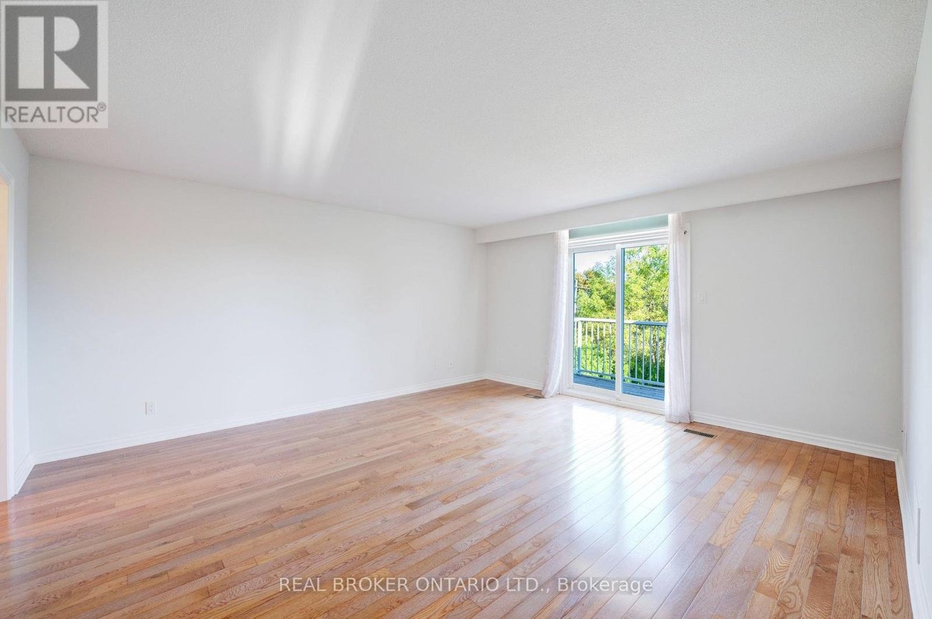 87A HILL CRESCENT - Photo 22