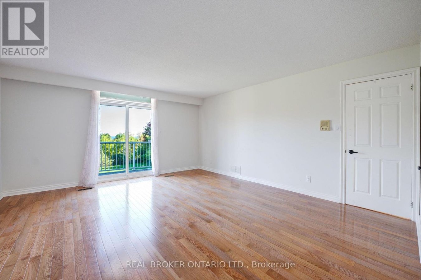 87A HILL CRESCENT - Photo 23