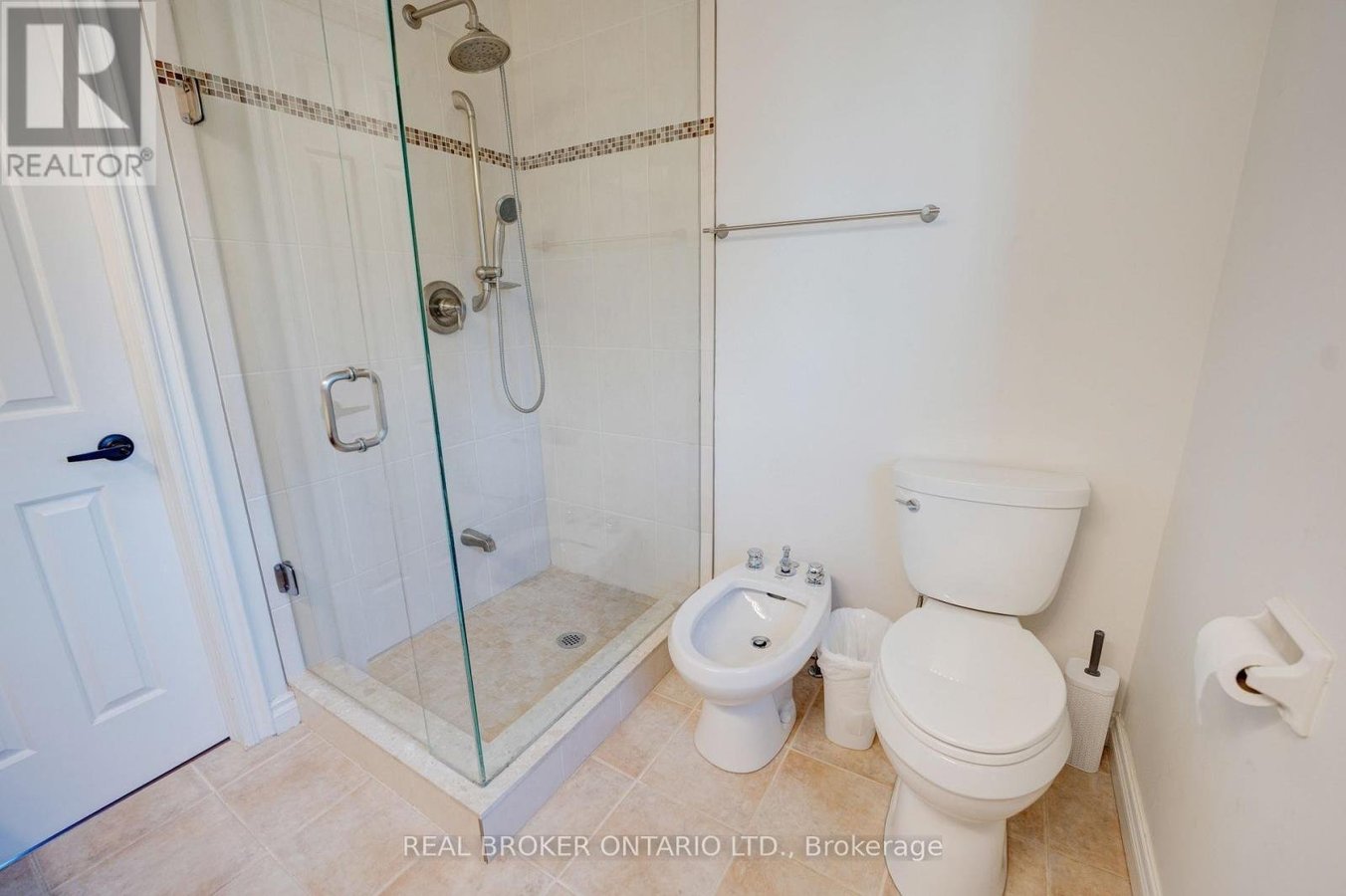 87A HILL CRESCENT - Photo 26