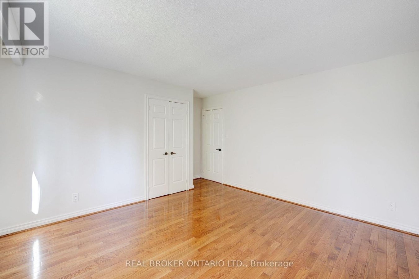 87A HILL CRESCENT - Photo 35