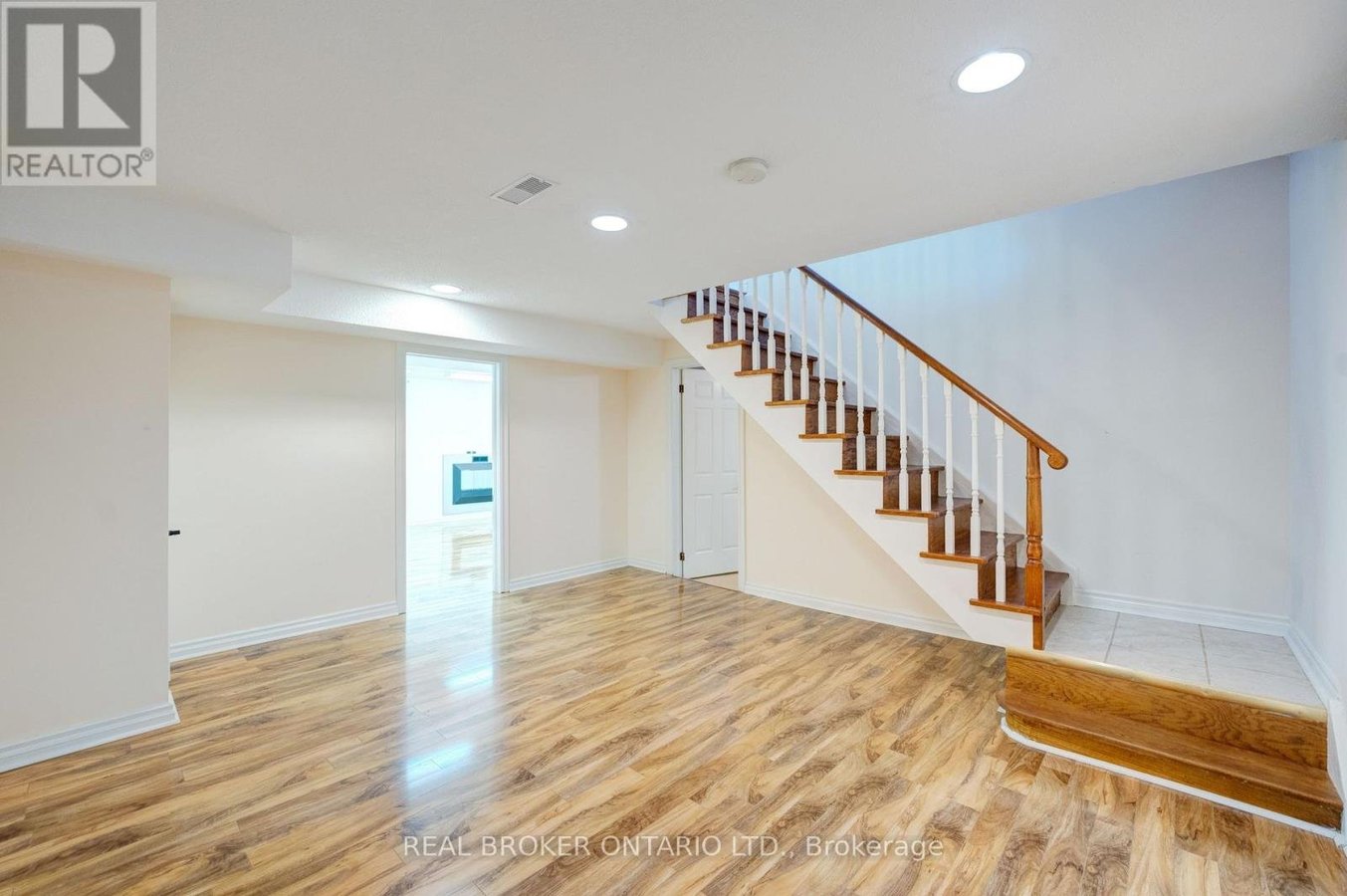 87A HILL CRESCENT - Photo 40