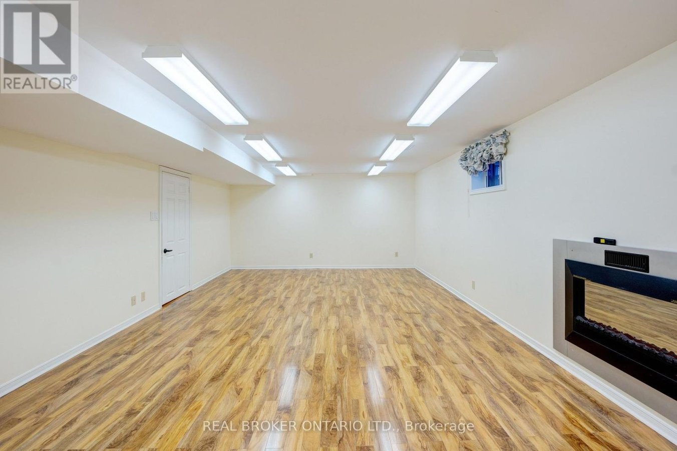 87A HILL CRESCENT - Photo 44