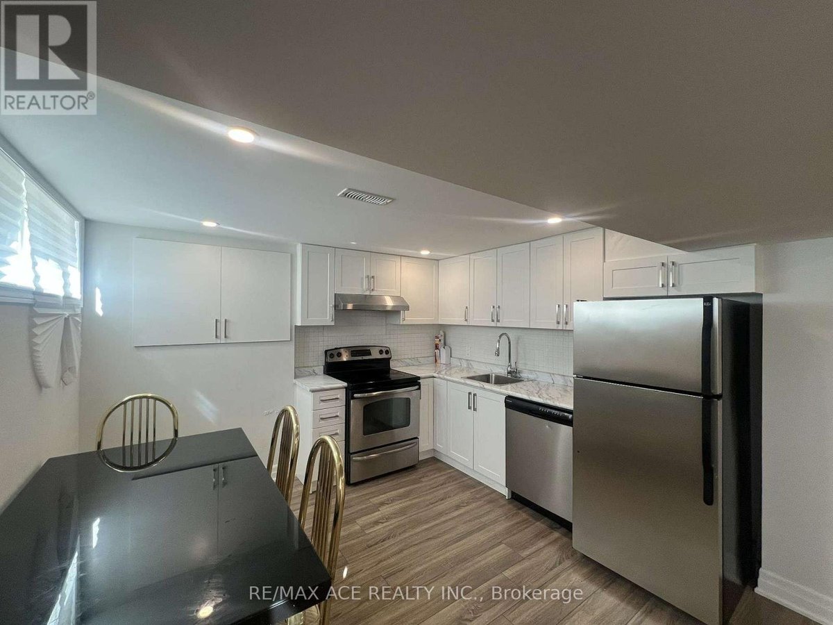 BSMT - 21 ADA CRESCENT - Photo 4