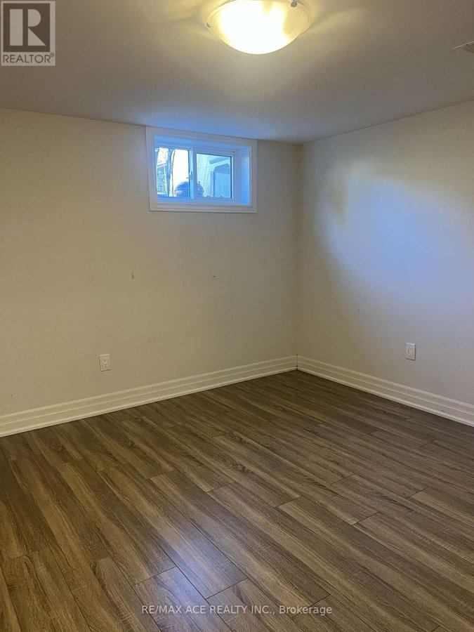 BSMT - 21 ADA CRESCENT - Photo 9