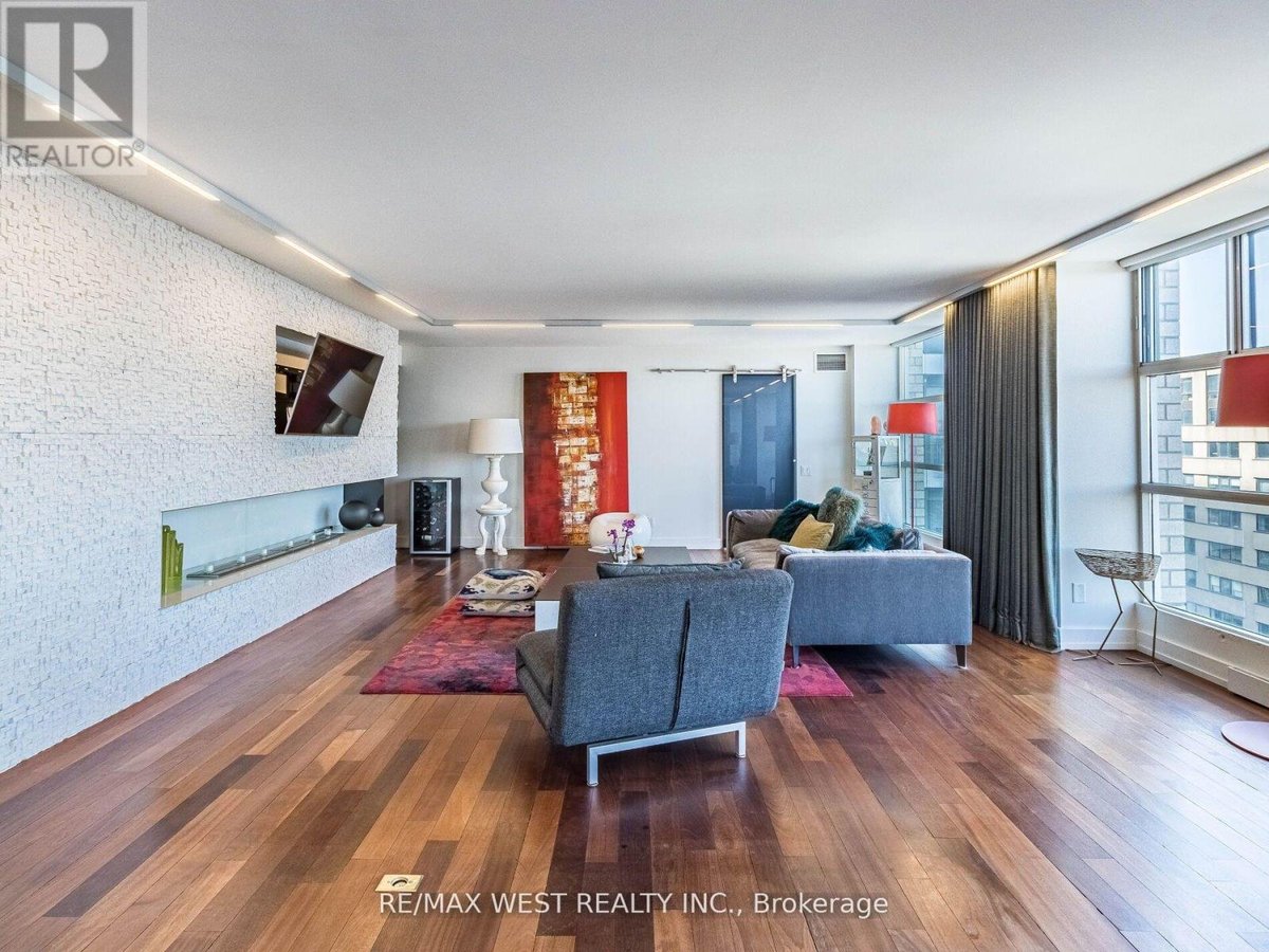 PH2 - 409 BLOOR STREET E - Photo 5