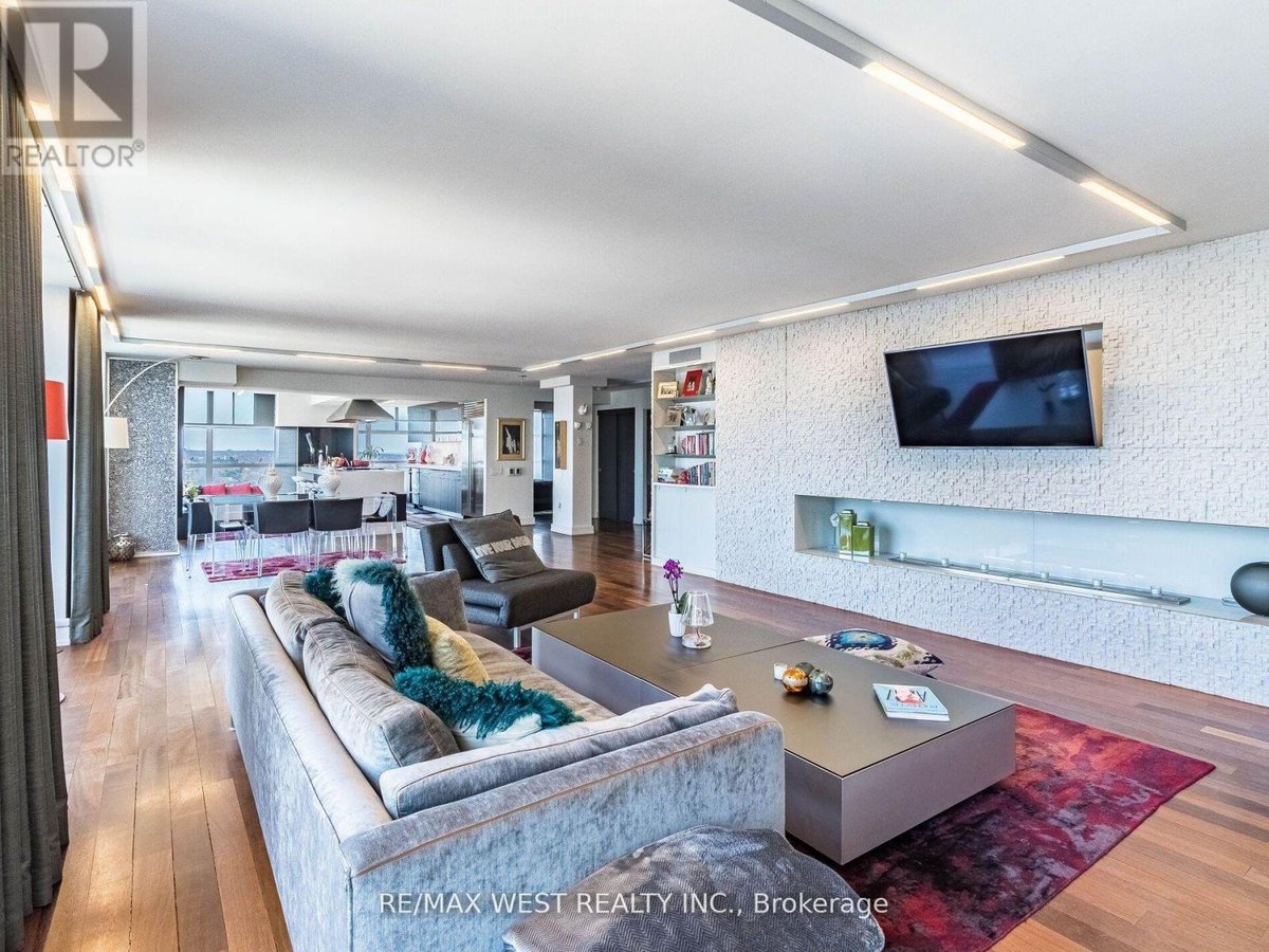 PH2 - 409 BLOOR STREET E - Photo 10