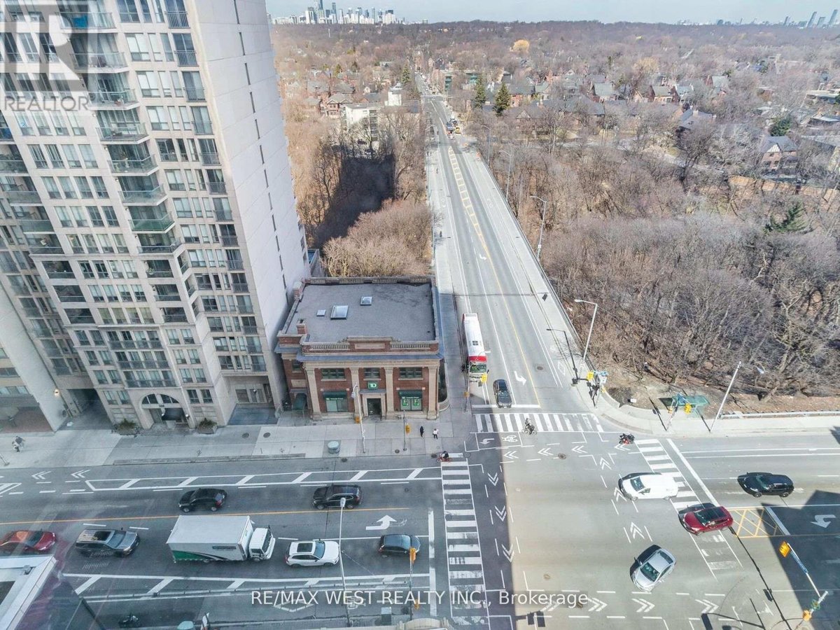PH2 - 409 BLOOR STREET E - Photo 19