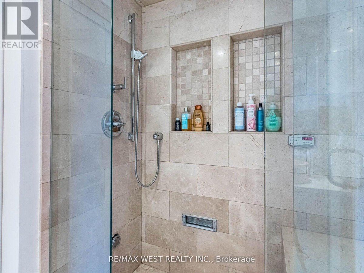 PH2 - 409 BLOOR STREET E - Photo 20
