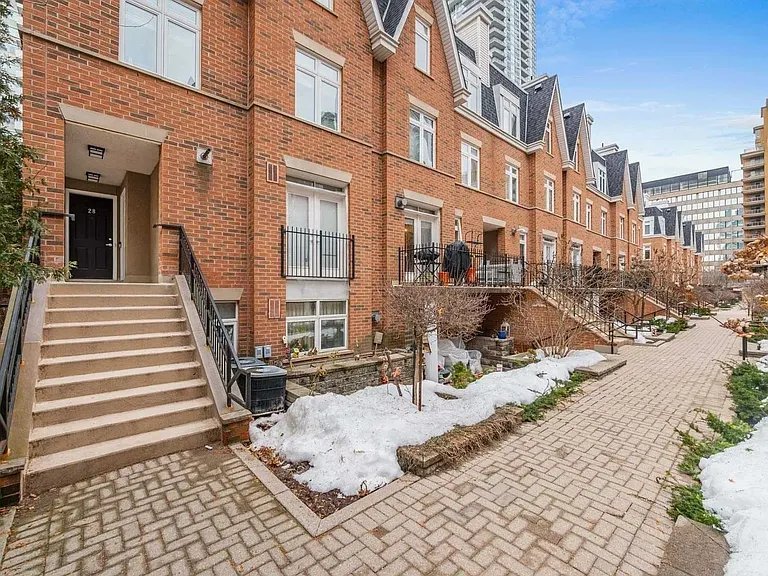 83 Lillian Street - Photo 2