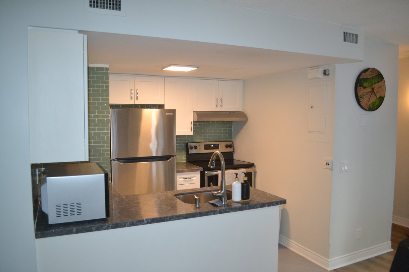 83 Lillian Street - Photo 10