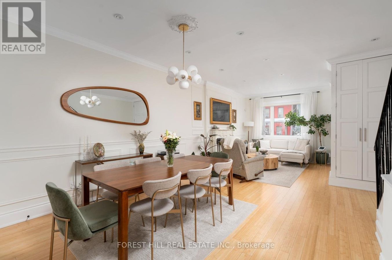 698 ADELAIDE STREET - Photo 10