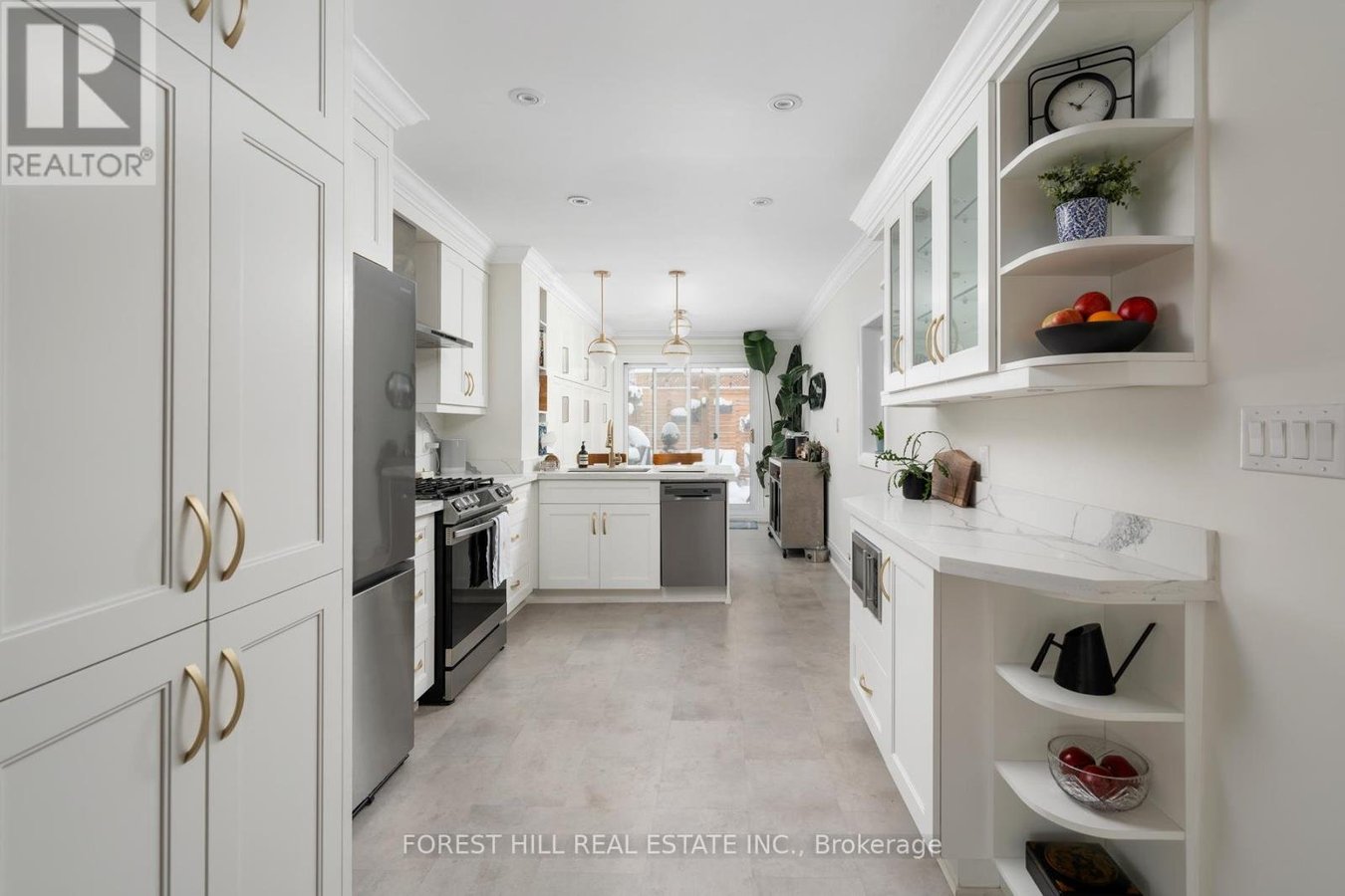 698 ADELAIDE STREET - Photo 15