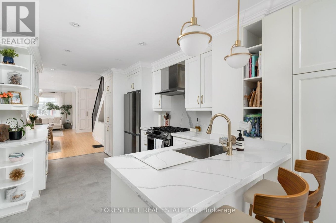 698 ADELAIDE STREET - Photo 19