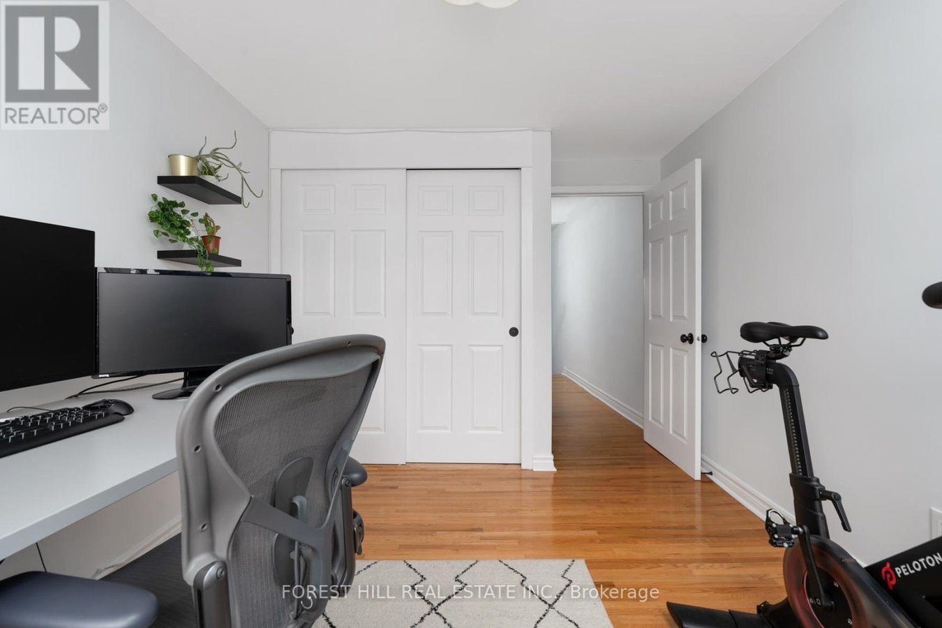 698 ADELAIDE STREET - Photo 29