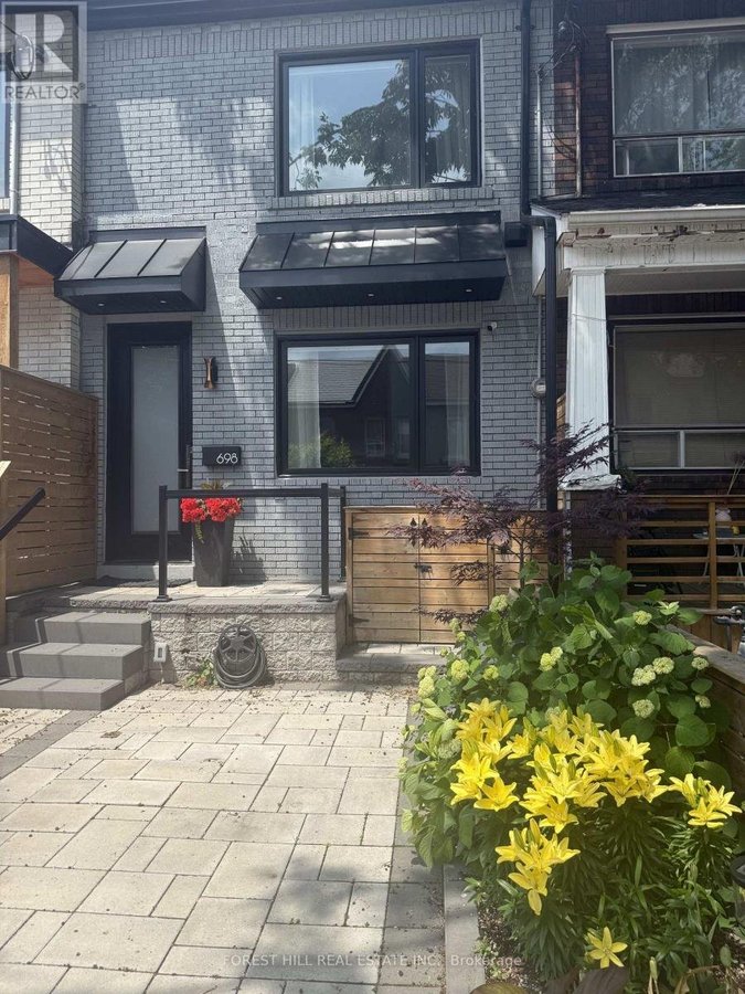 698 ADELAIDE STREET - Photo 40