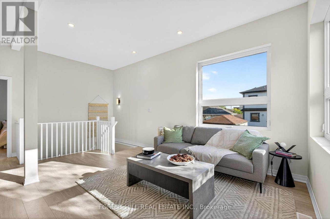 R - 8 BOYLEN STREET - Photo 1