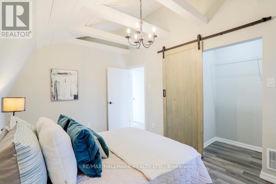 4 FREEMAN STREET - Photo 12