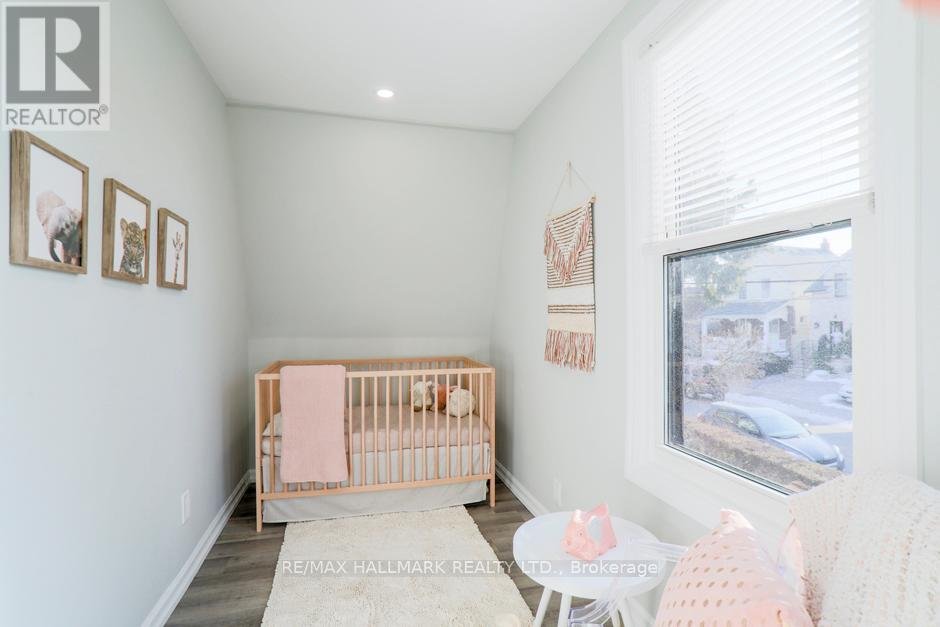 4 FREEMAN STREET - Photo 17