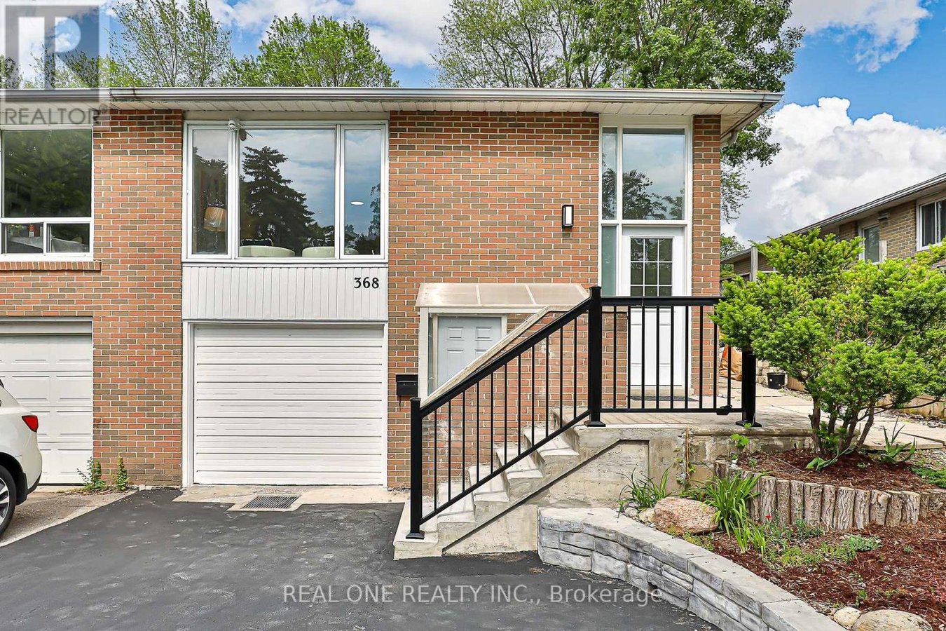 UPPER - 368 HOLLYBERRY TRAIL - Photo 2