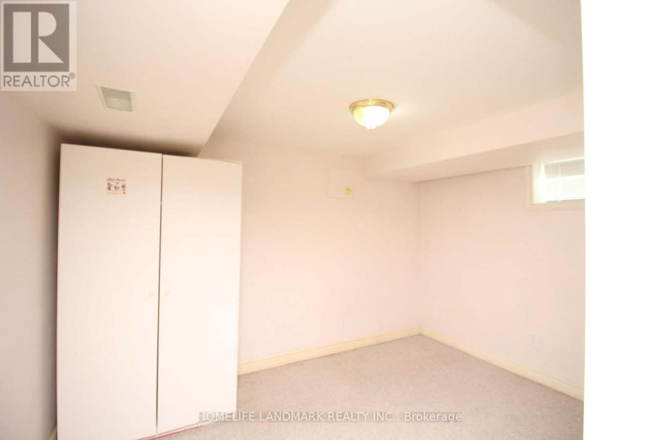 15 CRAIGMORE CRESCENT - Photo 11