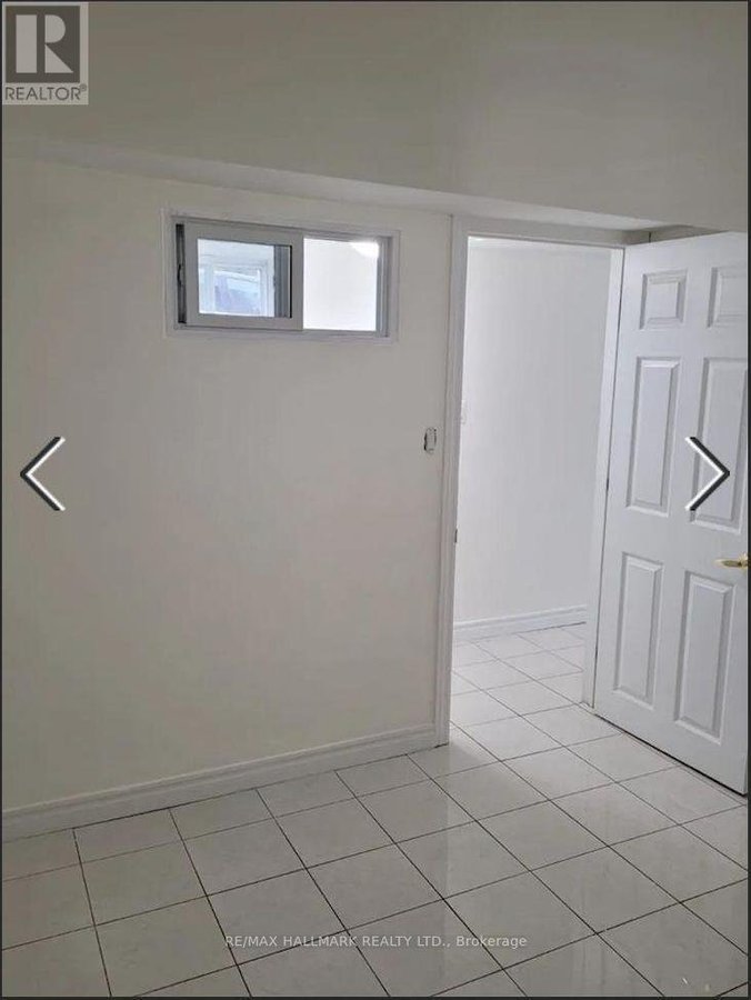 LOWER - 702 BATHURST STREET - Photo 5