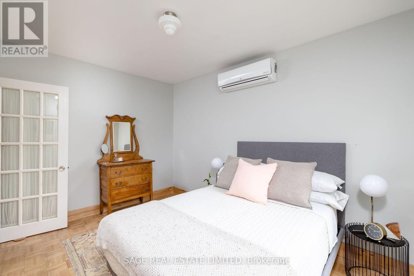 MAIN/UPPER - 927 BATHURST STREET - Photo 16
