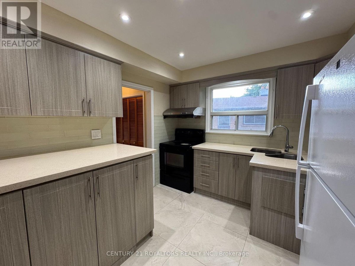 70 MARBURY CRESCENT - Photo 17