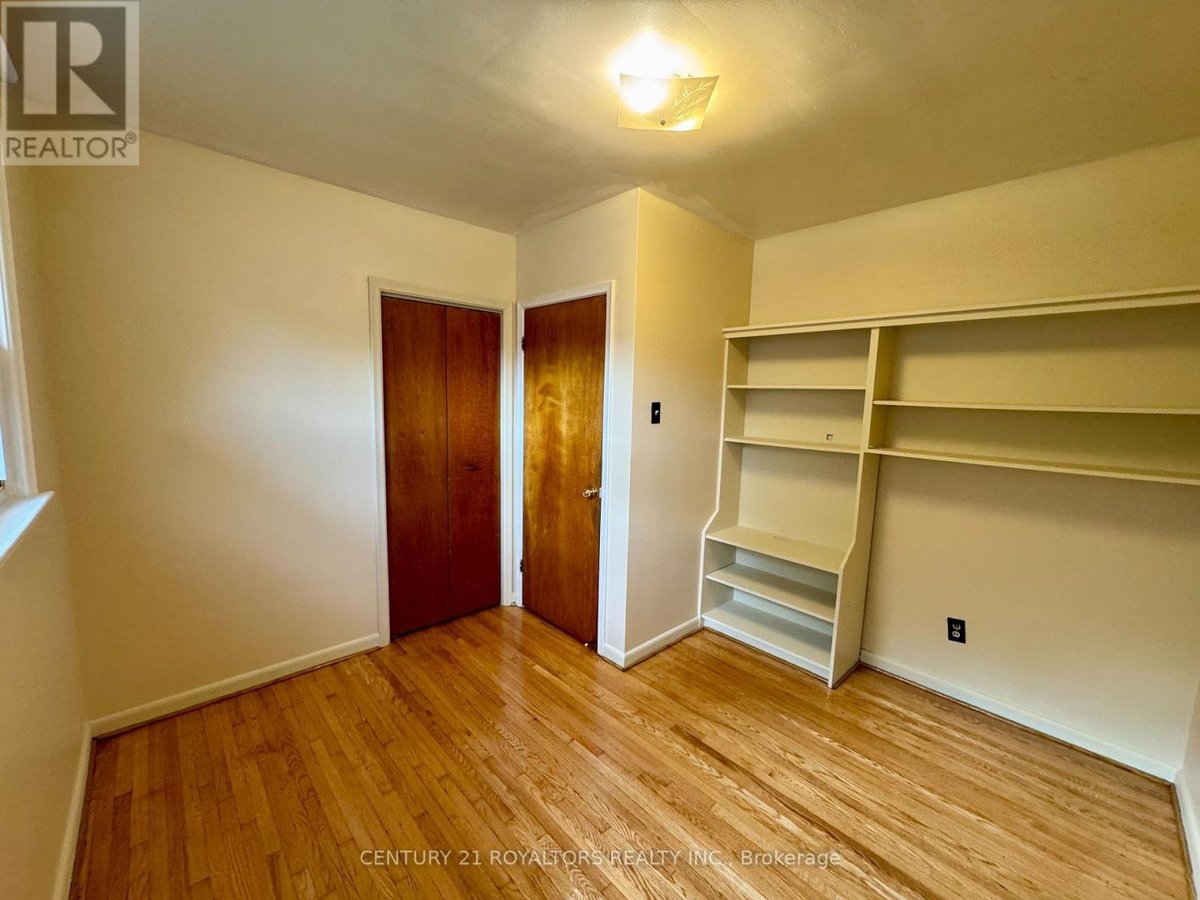 70 MARBURY CRESCENT - Photo 27