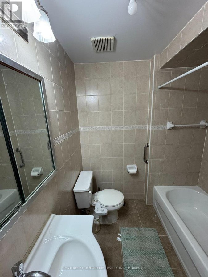 70 MARBURY CRESCENT - Photo 31