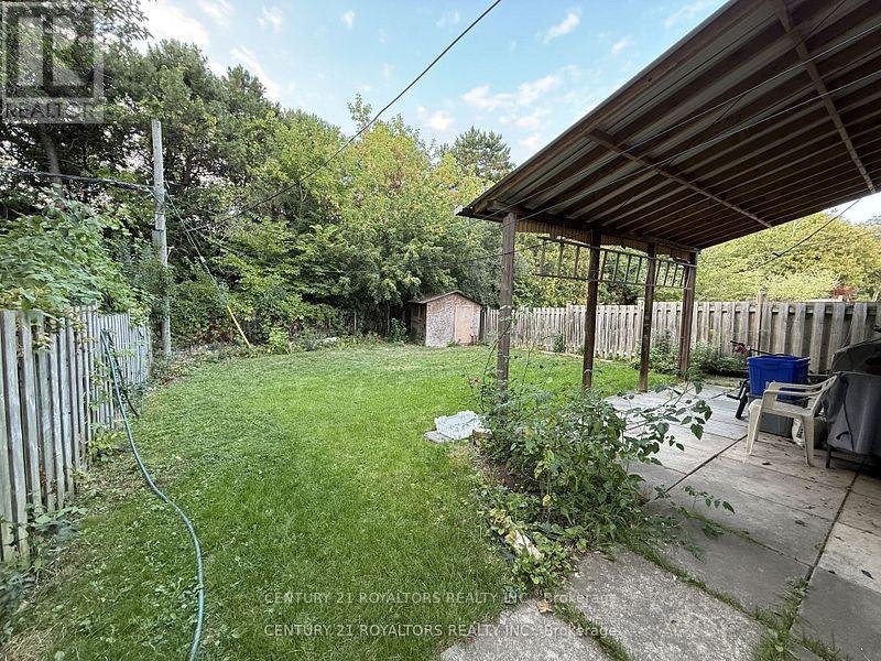 70 MARBURY CRESCENT - Photo 37
